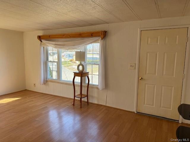 1661 Old Country Road, Unit 415 Riverhead, NY 11901 - Photo 2 of 10