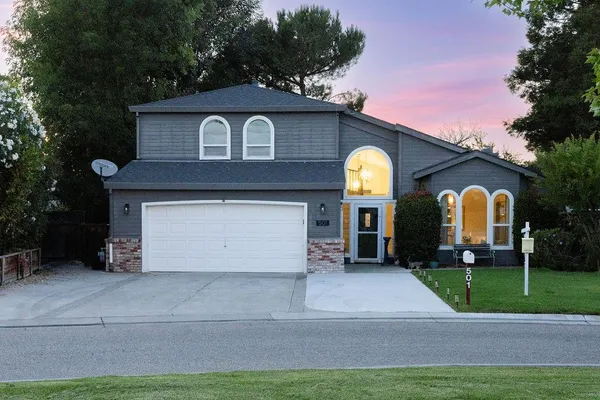 $805,000 | 501 Bobbys Lane, Hollister, CA 95023