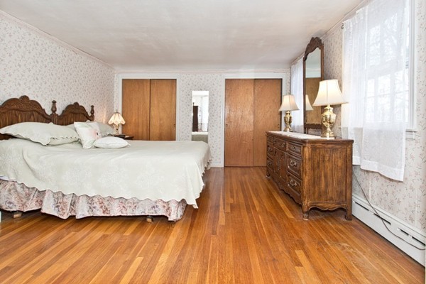 97 Mooreland Road Melrose, MA 02176 - Photo 14 of 30