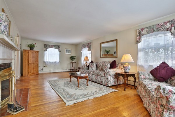 97 Mooreland Road Melrose, MA 02176 - Photo 2 of 30