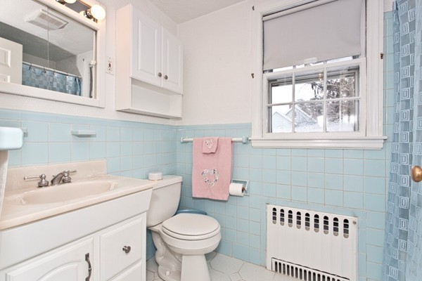 97 Mooreland Road Melrose, MA 02176 - Photo 21 of 30