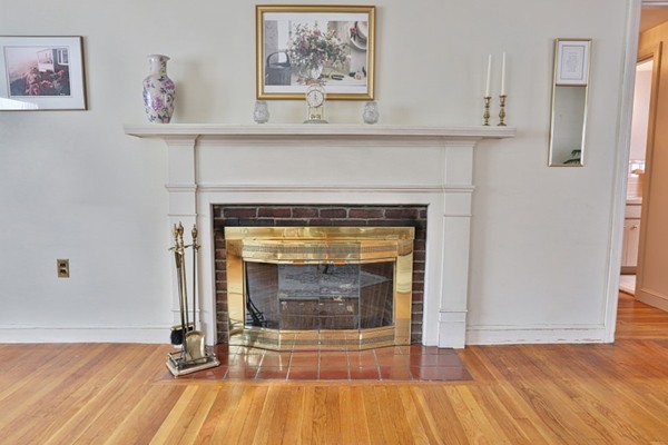 97 Mooreland Road Melrose, MA 02176 - Photo 4 of 30