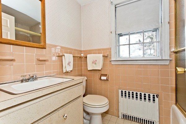 97 Mooreland Road Melrose, MA 02176 - Photo 5 of 30