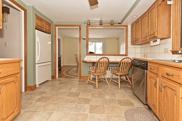97 Mooreland Road Melrose, MA 02176 - Photo 9 of 30