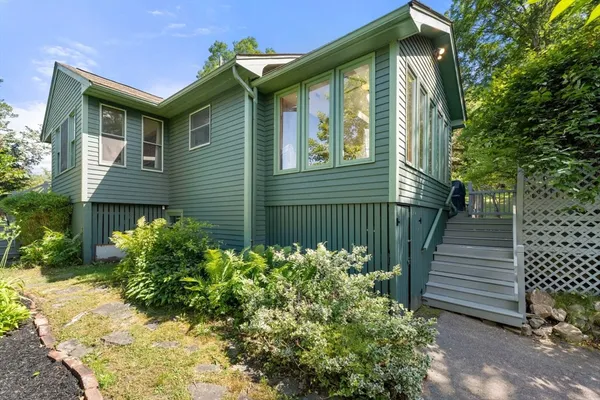 $849,000 | 31 Forest Avenue, Essex, MA 01929