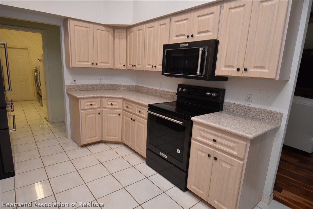 1813 Mulligan Road Sebring, FL 33872 - Photo 5 of 31 Gallery Image 5