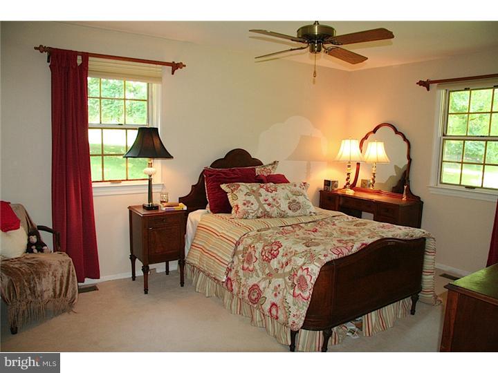 83 Holyoke Road Richboro, PA 18954 - Photo 9 of 18 Master Bedroom