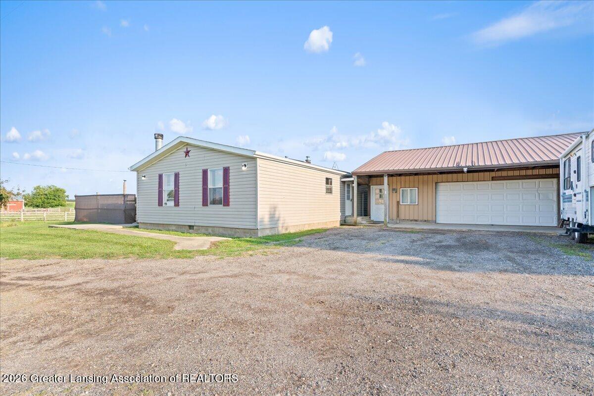 7570 Welter Road Ovid, MI 48866 - Photo 11 of 45 11-Media Jett -15