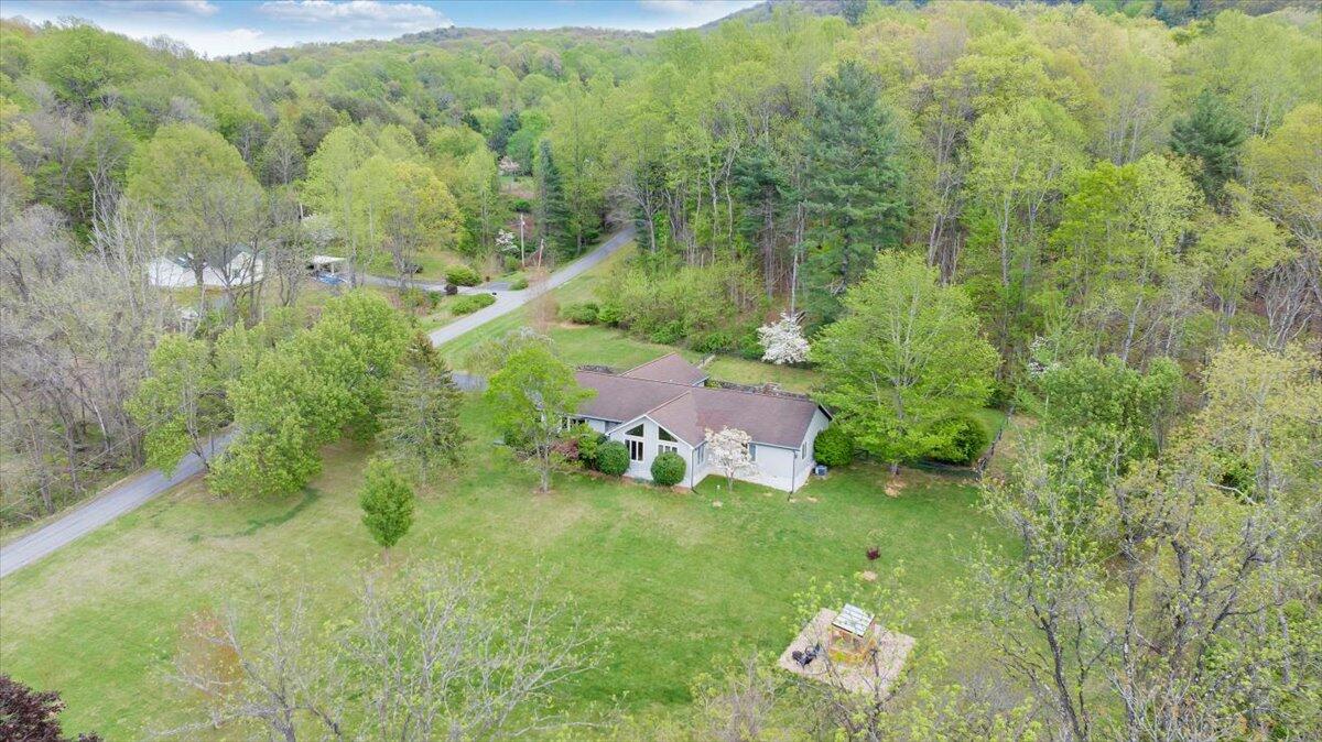 6925 Shaver Road Roanoke, VA 24018 - Photo 87 of 94 113-DJI_20260414042029_0306_D