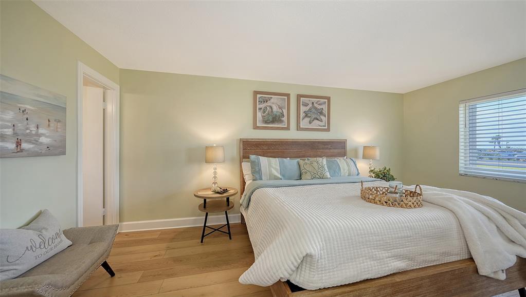 777 Beach Road, Unit 1B Sarasota, FL 34242 - Photo 19 of 74