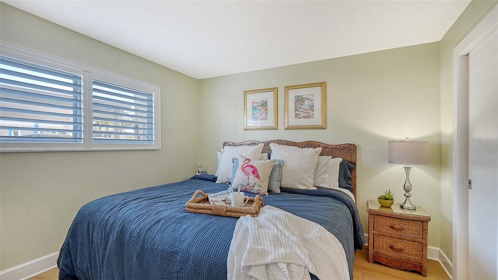 777 Beach Road, Unit 1B Sarasota, FL 34242 - Photo 25 of 74