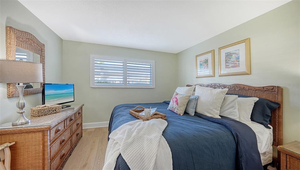 777 Beach Road, Unit 1B Sarasota, FL 34242 - Photo 26 of 74