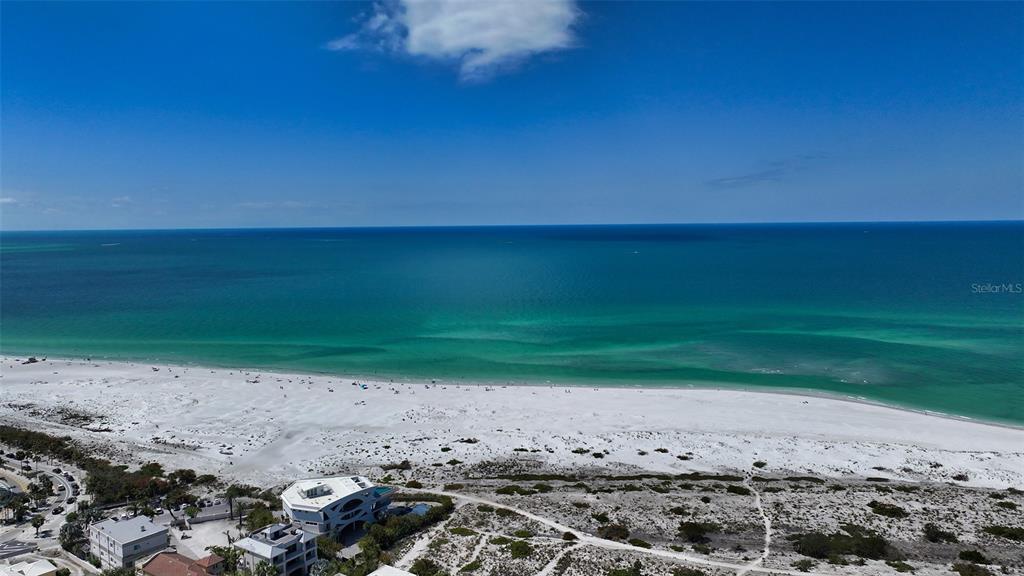 777 Beach Road, Unit 1B Sarasota, FL 34242 - Photo 34 of 74