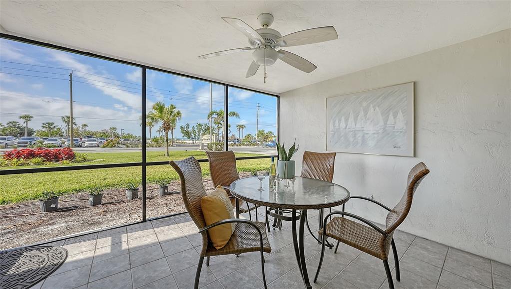 777 Beach Road, Unit 1B Sarasota, FL 34242 - Photo 8 of 74