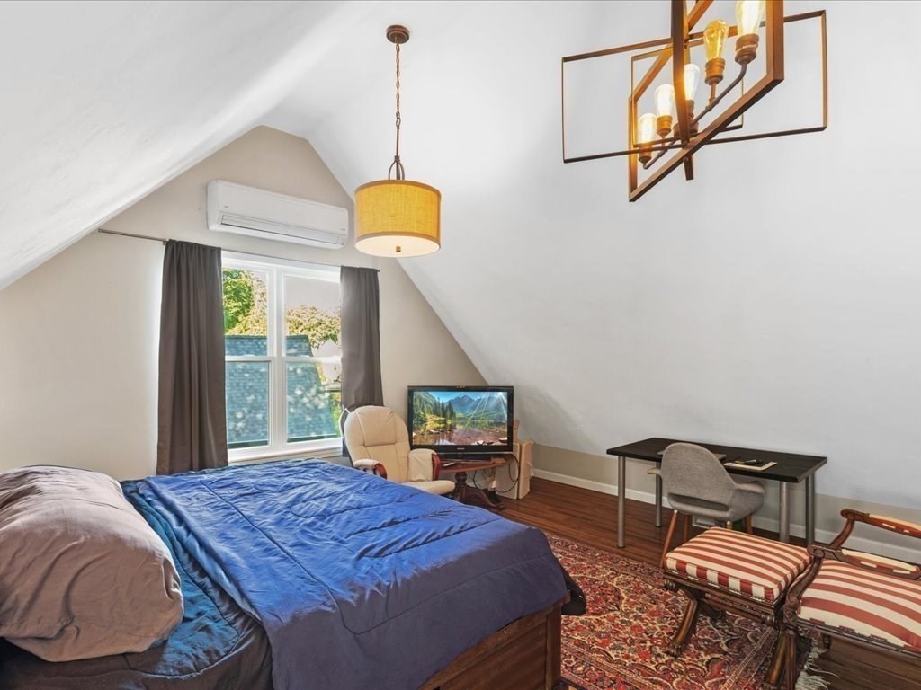 100 Jamaica Street, Unit 2 Boston, MA 02130 - Photo 16 of 28
