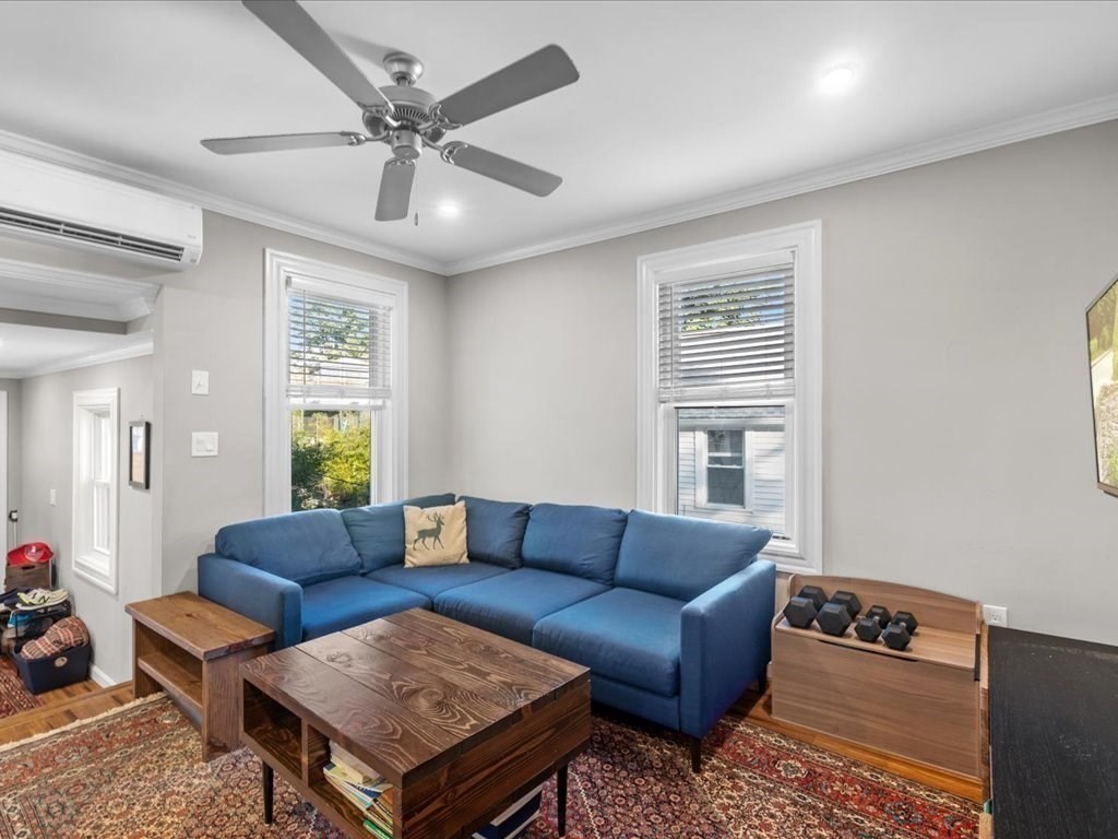 100 Jamaica Street, Unit 2 Boston, MA 02130 - Photo 3 of 28