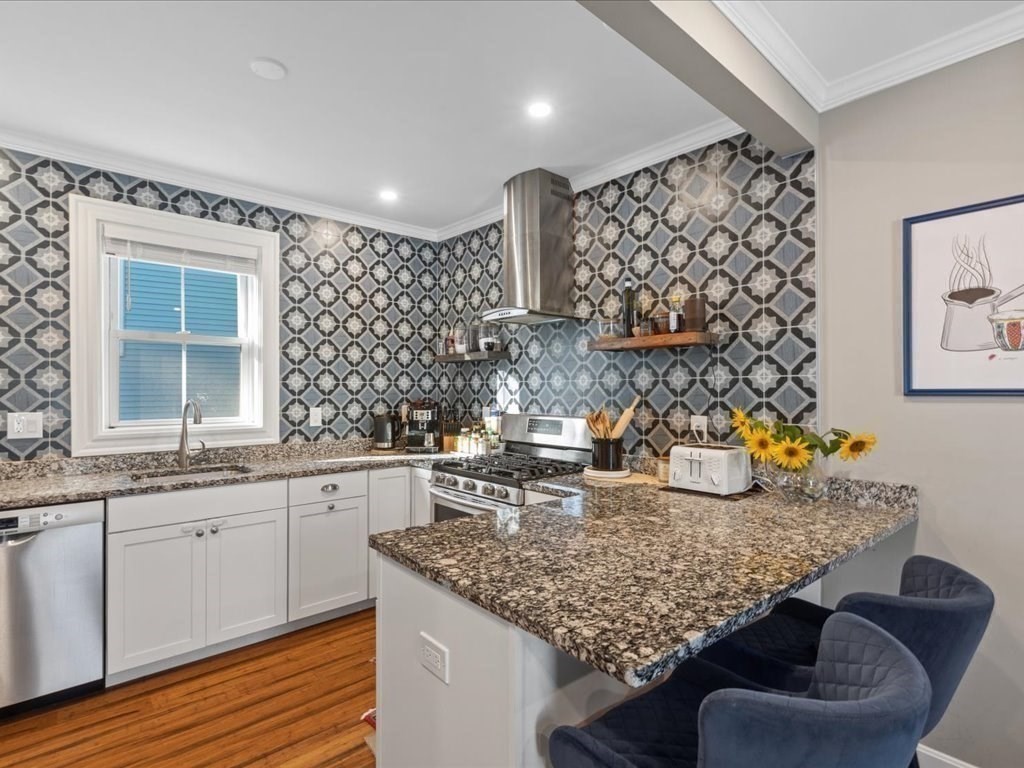 100 Jamaica Street, Unit 2 Boston, MA 02130 - Photo 7 of 28