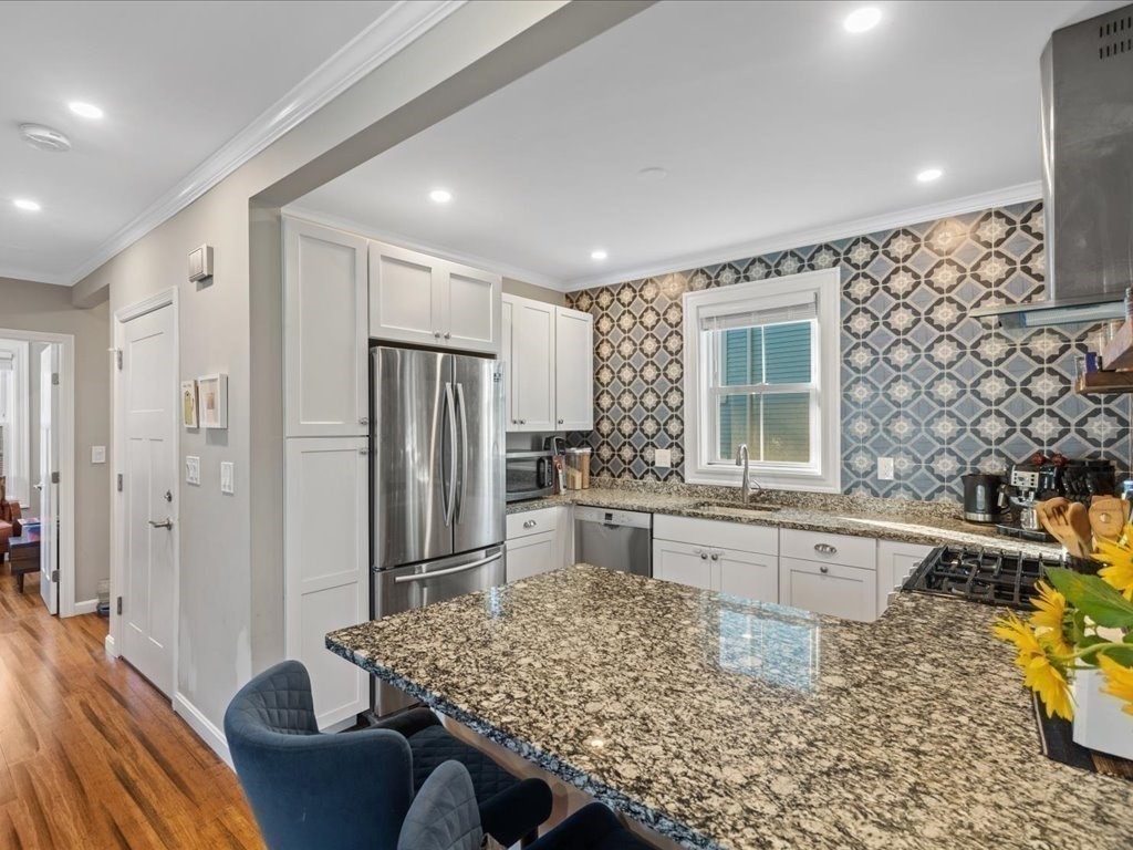 100 Jamaica Street, Unit 2 Boston, MA 02130 - Photo 8 of 28