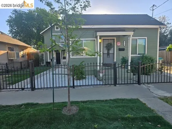 $650,000 | 135 4th Street, Woodland, CA 95695