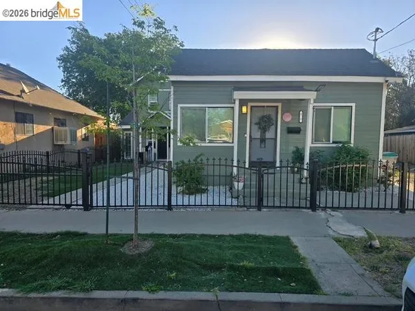 $650,000 | 135 4th Street, Woodland, CA 95695