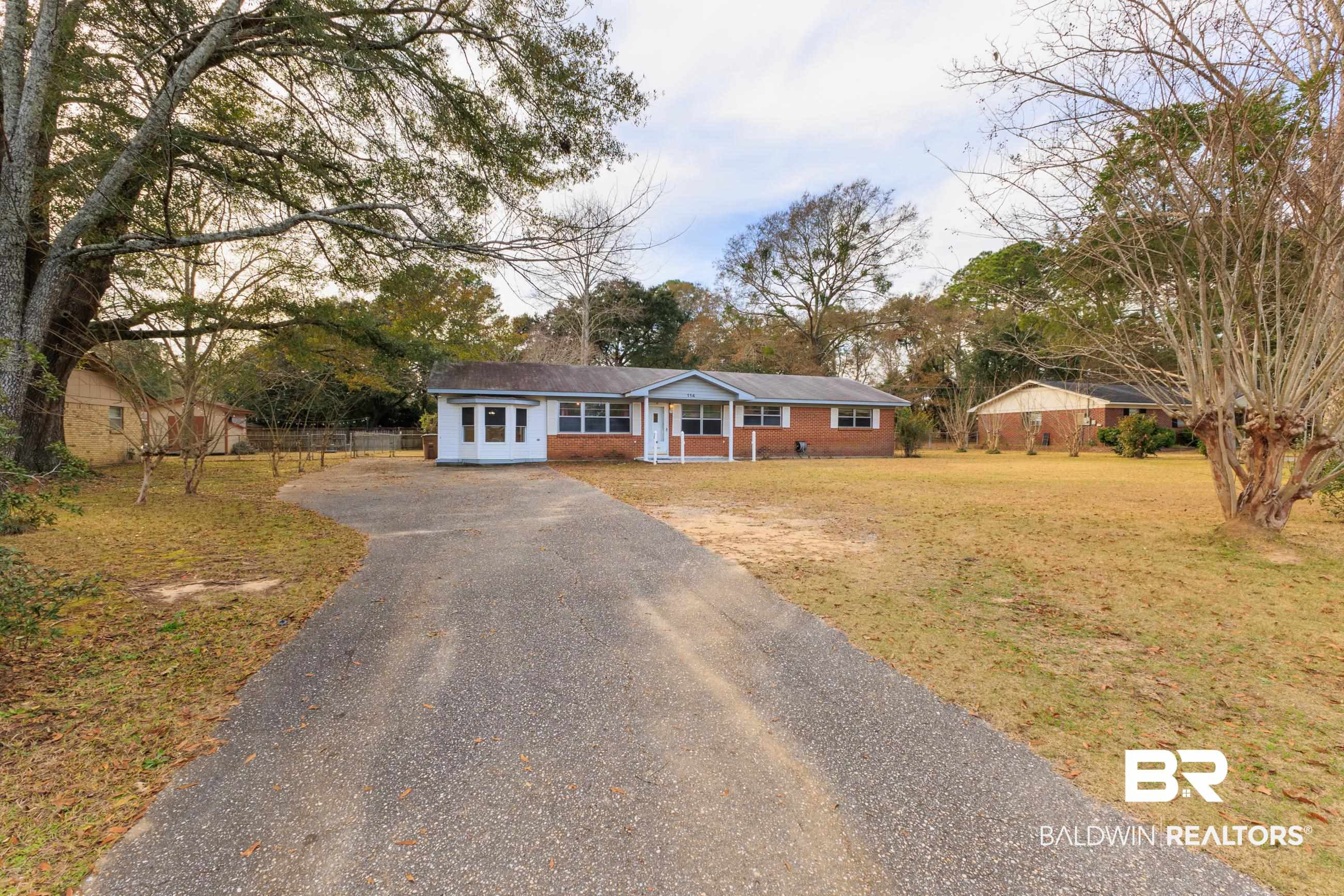 114 Foreman Road Mobile, AL 36608 - Photo 2 of 27