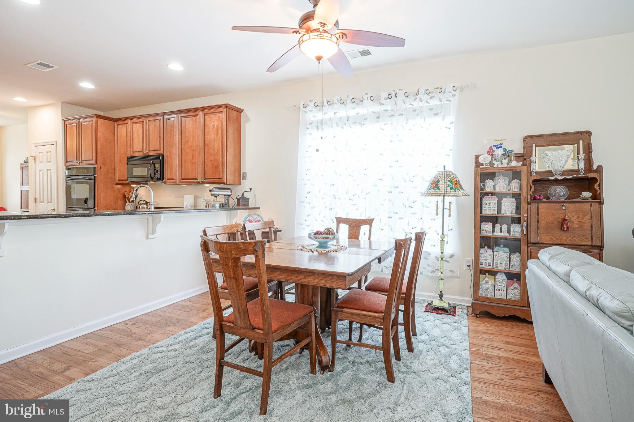 213 Limerick Street Absecon, NJ 08205 - Photo 12 of 39 Inviting dining space with natural light.