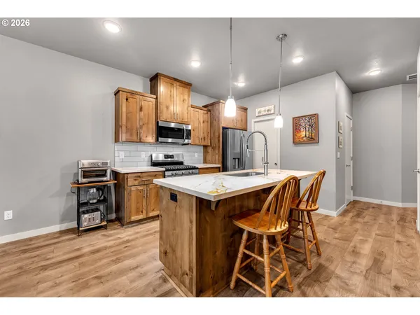 $414,900 | 12318 Northeast 116th Street, Vancouver, WA 98682