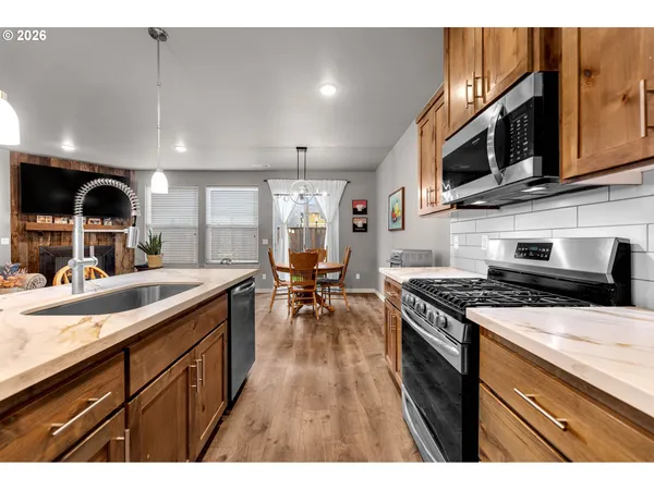 $414,900 | 12318 Northeast 116th Street, Vancouver, WA 98682