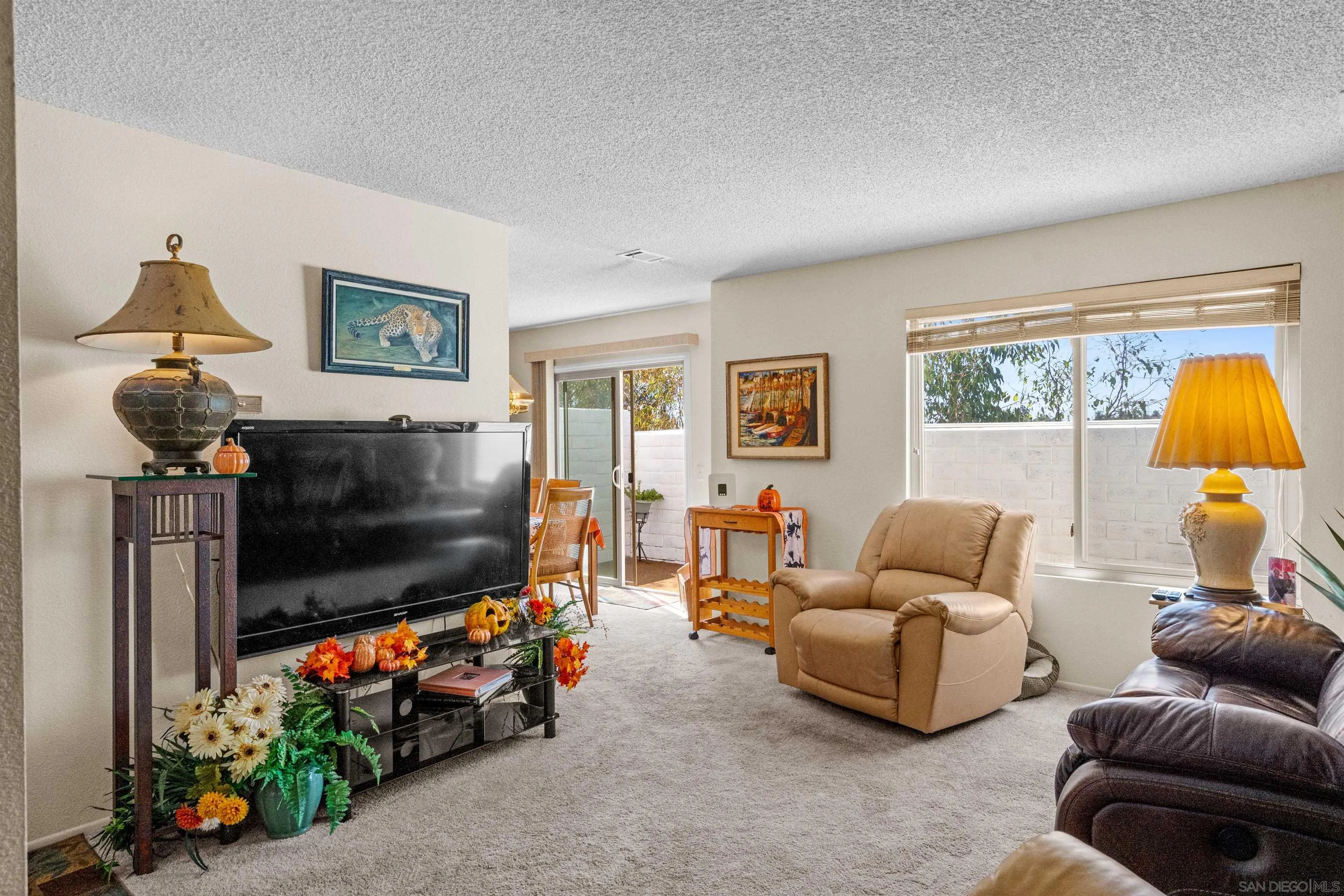 320 Grapevine Road, Unit 9 Vista, CA 92083 - Photo 2 of 43