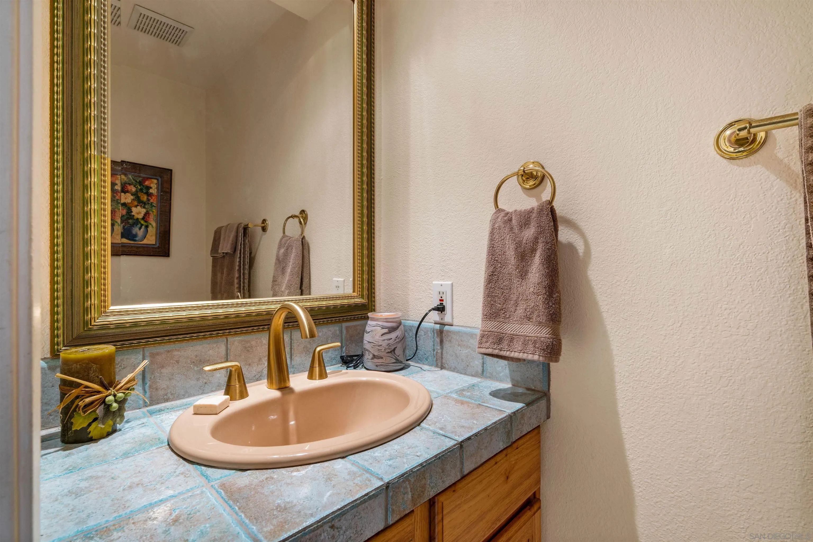 320 Grapevine Road, Unit 9 Vista, CA 92083 - Photo 10 of 43