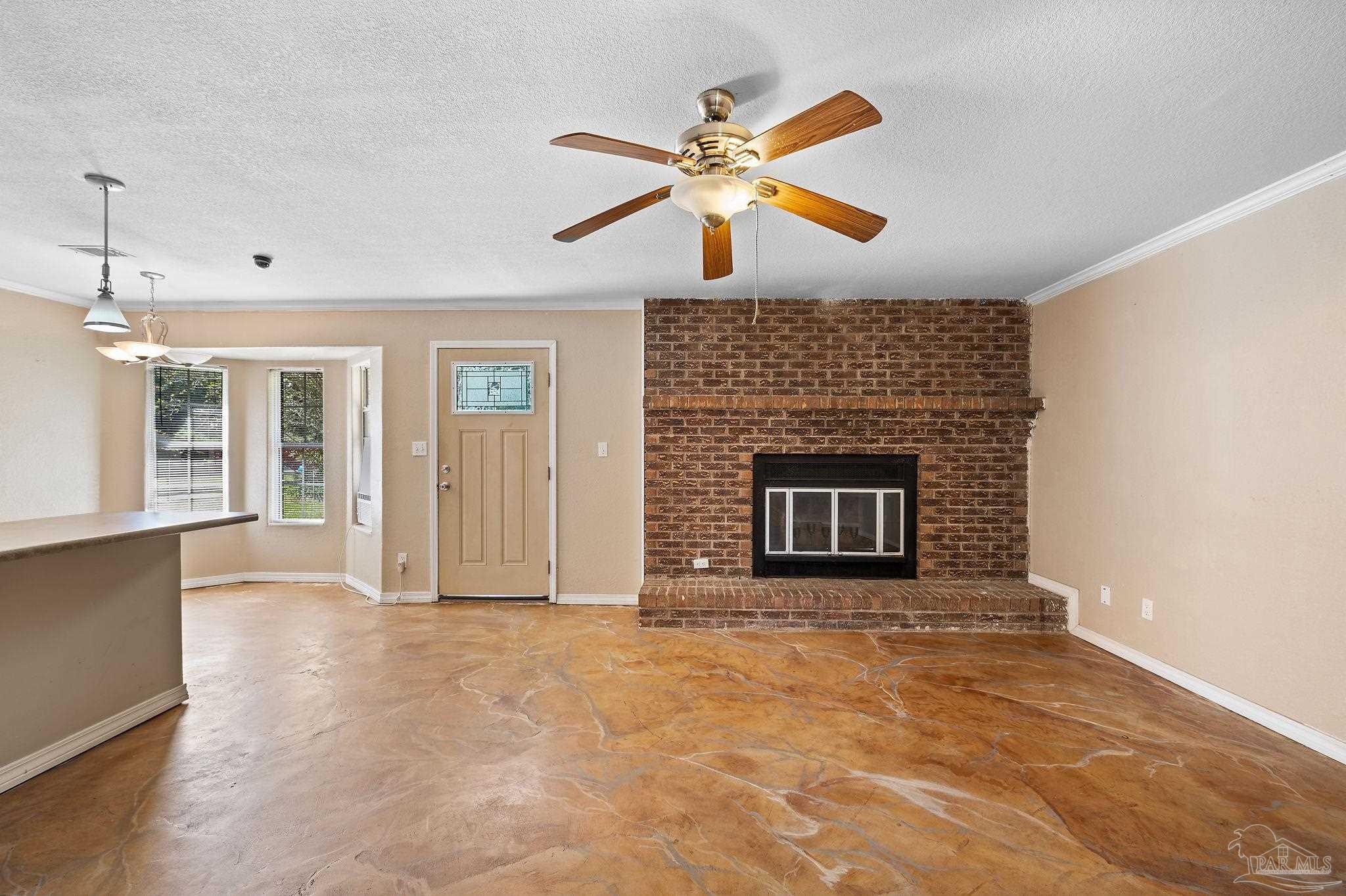 4435 Pace Lane Pace, FL 32571 - Photo 5 of 33 Gallery Image 5