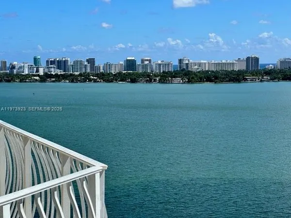 $435,000 | 7601 East Treasure Drive, Unit 1905, North Bay Village, FL 33141