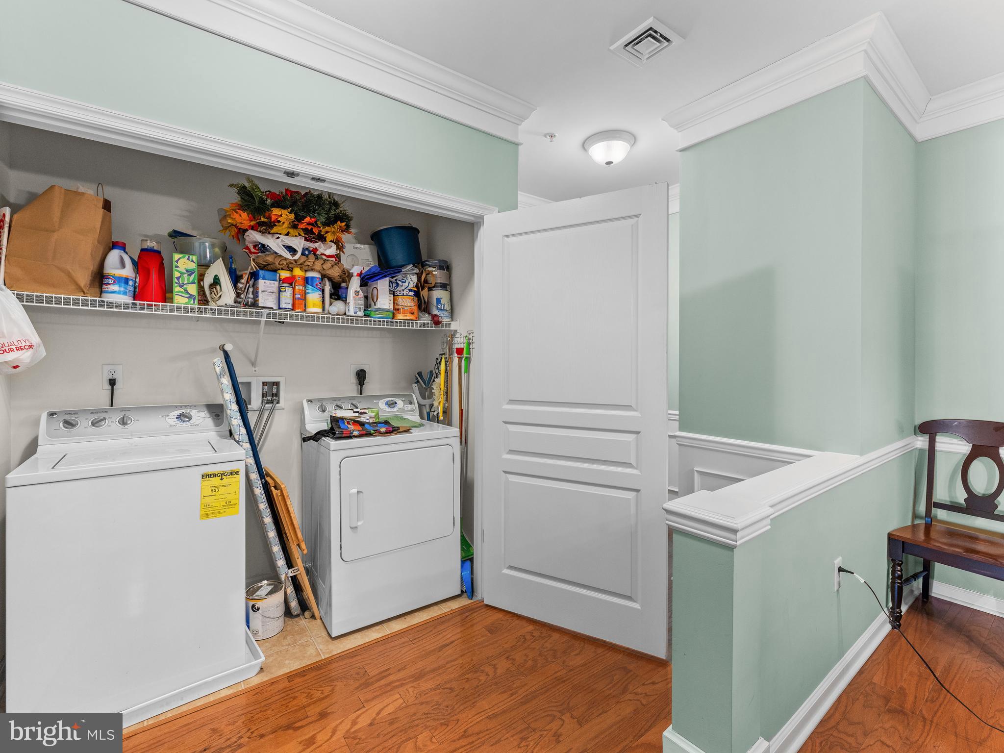 522 Creekside Drive Brookhaven, PA 19015 - Photo 3 of 28 a storage room with washer and dryer