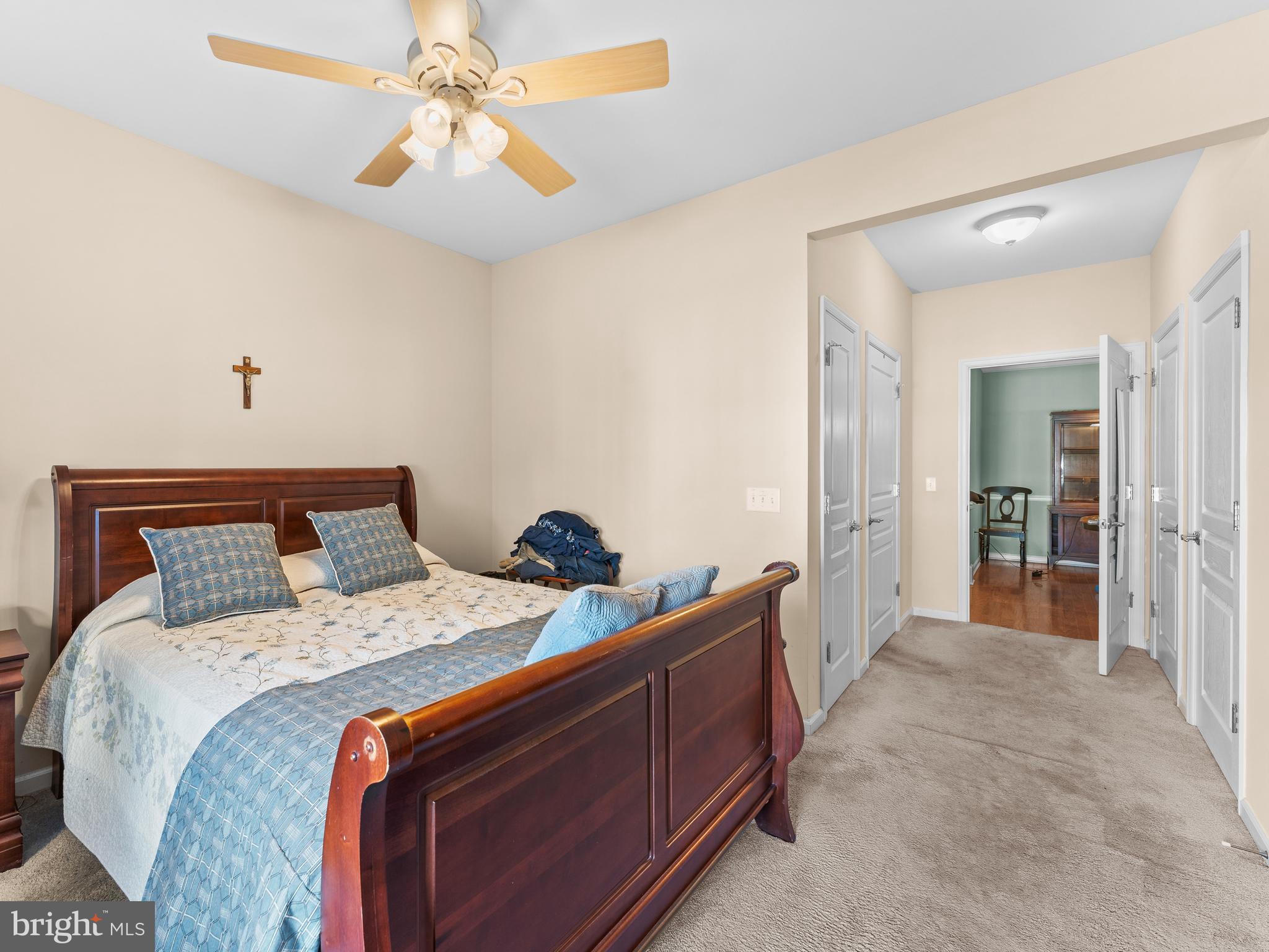 522 Creekside Drive Brookhaven, PA 19015 - Photo 10 of 28 a bedroom with bed and hallway