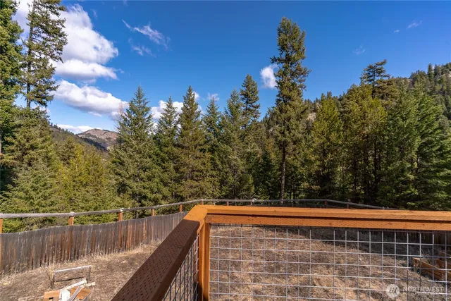 $274,999 | 30 Cougar Loop Drive, Wauconda, WA 98859