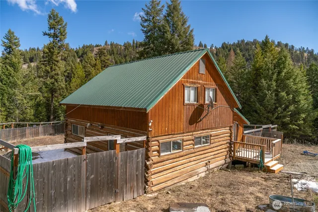 $274,999 | 30 Cougar Loop Drive, Wauconda, WA 98859