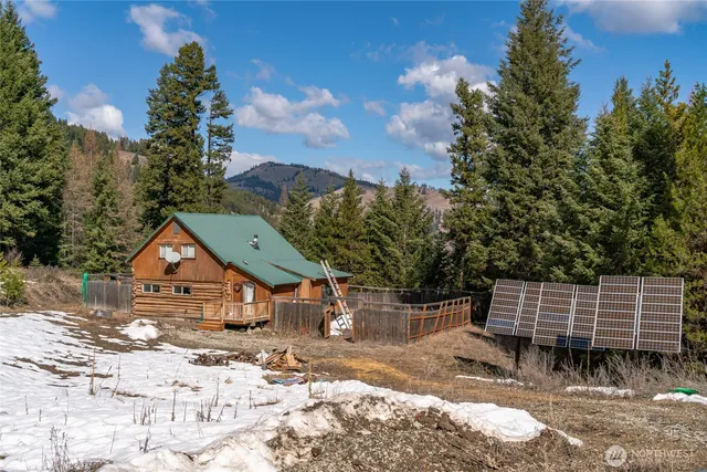 $274,999 | 30 Cougar Loop Drive, Wauconda, WA 98859