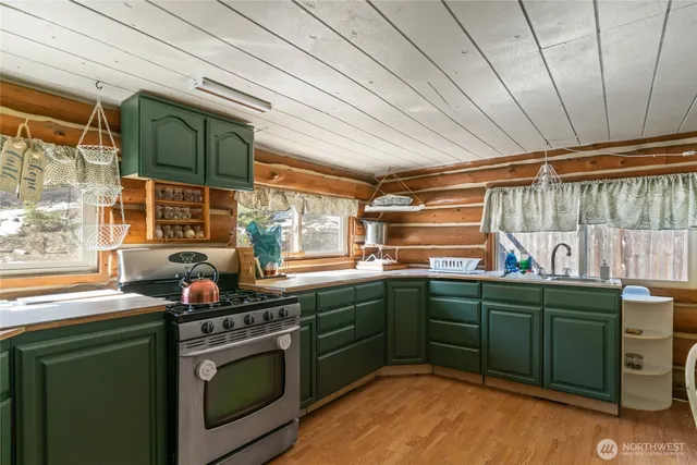 $274,999 | 30 Cougar Loop Drive, Wauconda, WA 98859