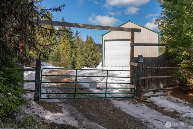 $274,999 | 30 Cougar Loop Drive, Wauconda, WA 98859