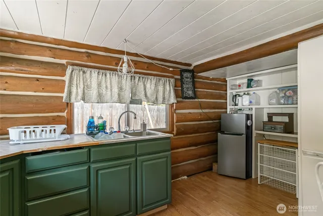 $274,999 | 30 Cougar Loop Drive, Wauconda, WA 98859