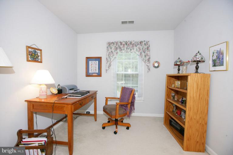 2407 McCormick Road Rockville, MD 20850 - Photo 16 of 18 Bedroom