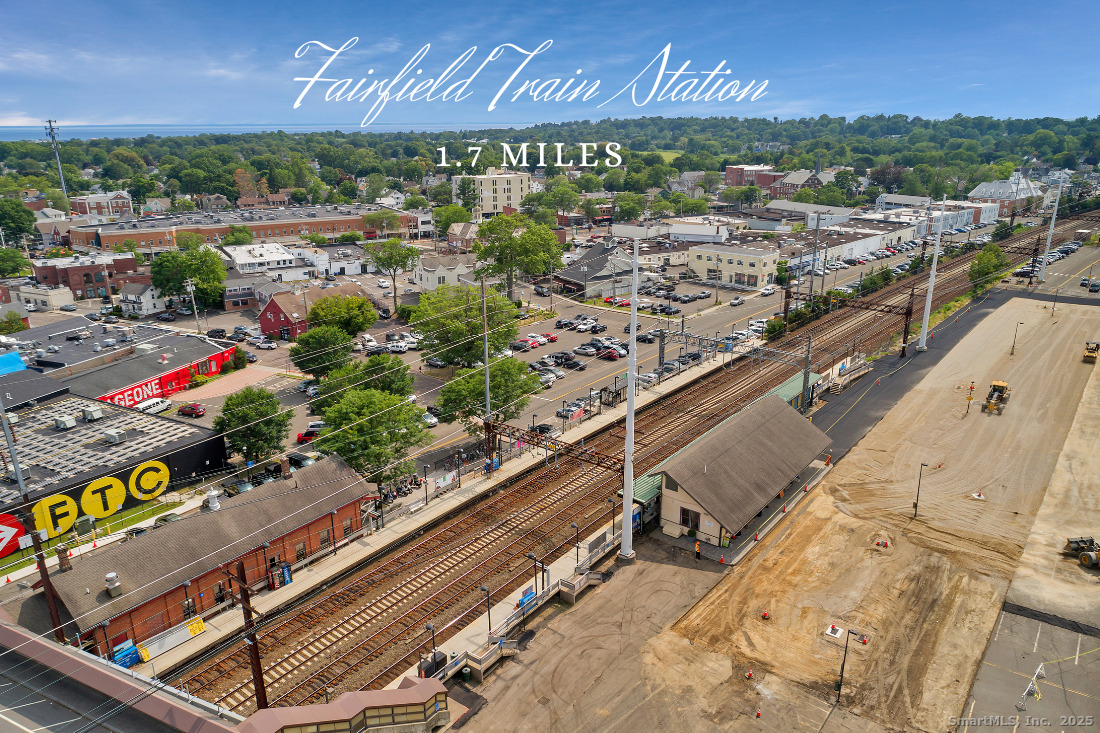 97 Field Point Drive, Unit 97 Fairfield, CT 06824 - Photo 38 of 40