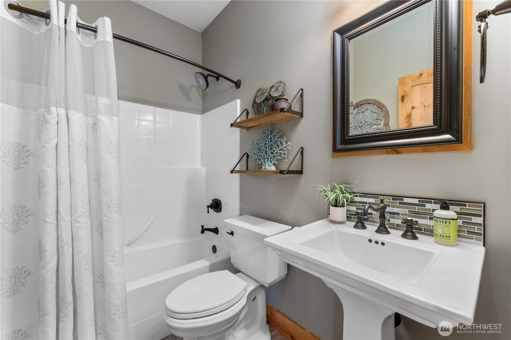 481 Mackinaw Lane Chelan, WA 98816 - Photo 21 of 40
