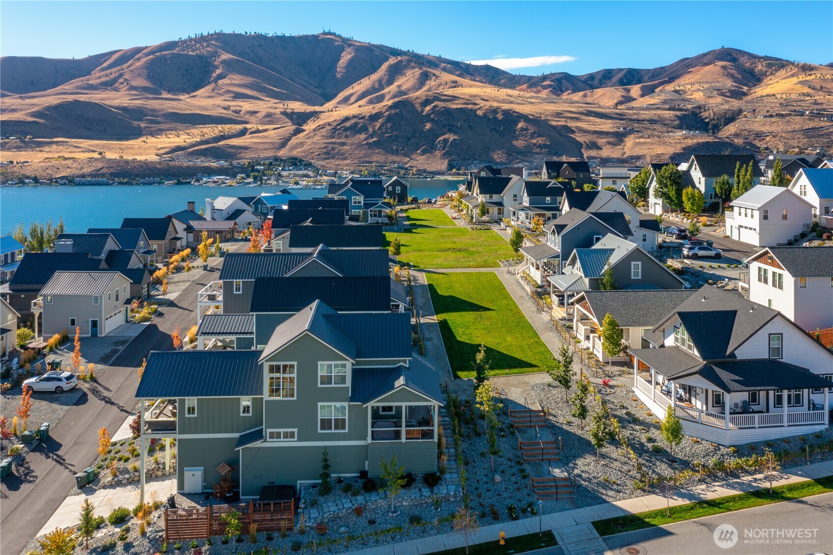 481 Mackinaw Lane Chelan, WA 98816 - Photo 5 of 40
