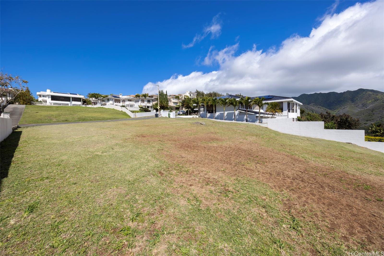 911 Ikena Circle Honolulu, HI 96821 - Photo 9 of 10 a view of an ocean with city view