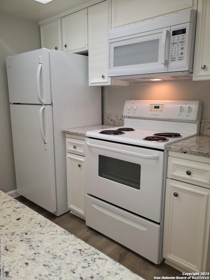 2300 Nacogdoches Road, Unit 212C San Antonio, TX 78209 - Photo 5 of 17