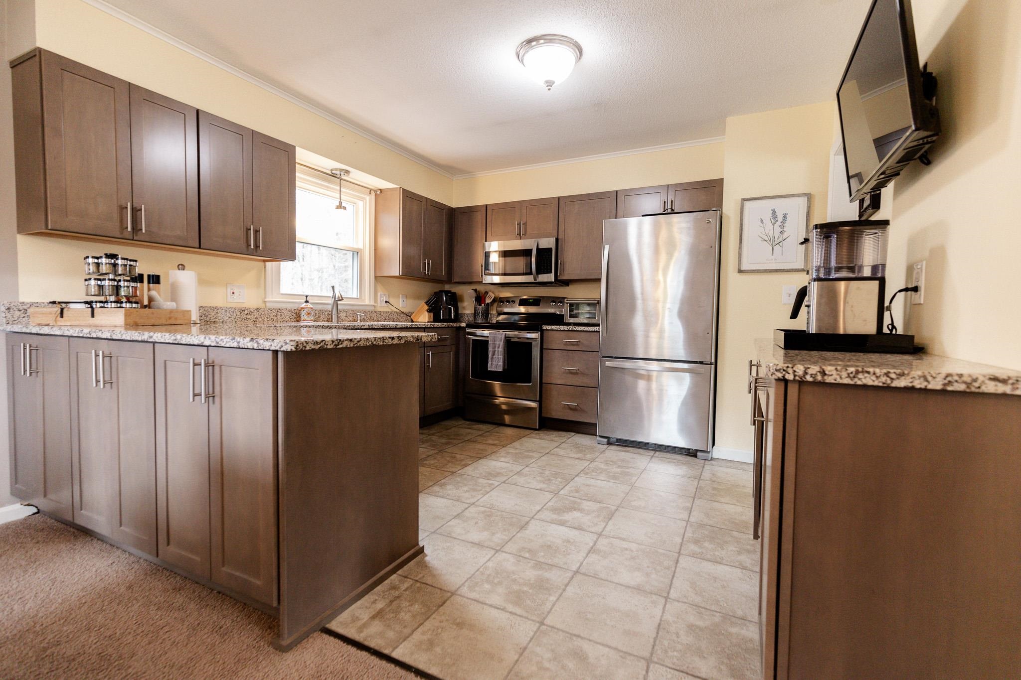 27 Trowbridge Road Keene, NH 03431 - Photo 8 of 30