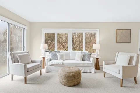 $799,000 | 4 Drummer Boy Way, Unit 4, Lexington, MA 02420