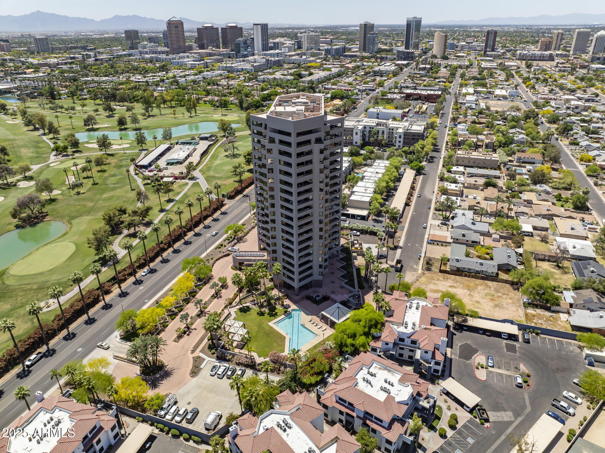 1040 East Osborn Road, Unit 302 Phoenix, AZ 85014 - Photo 24 of 37 71-web-or-mls-DJI_0732