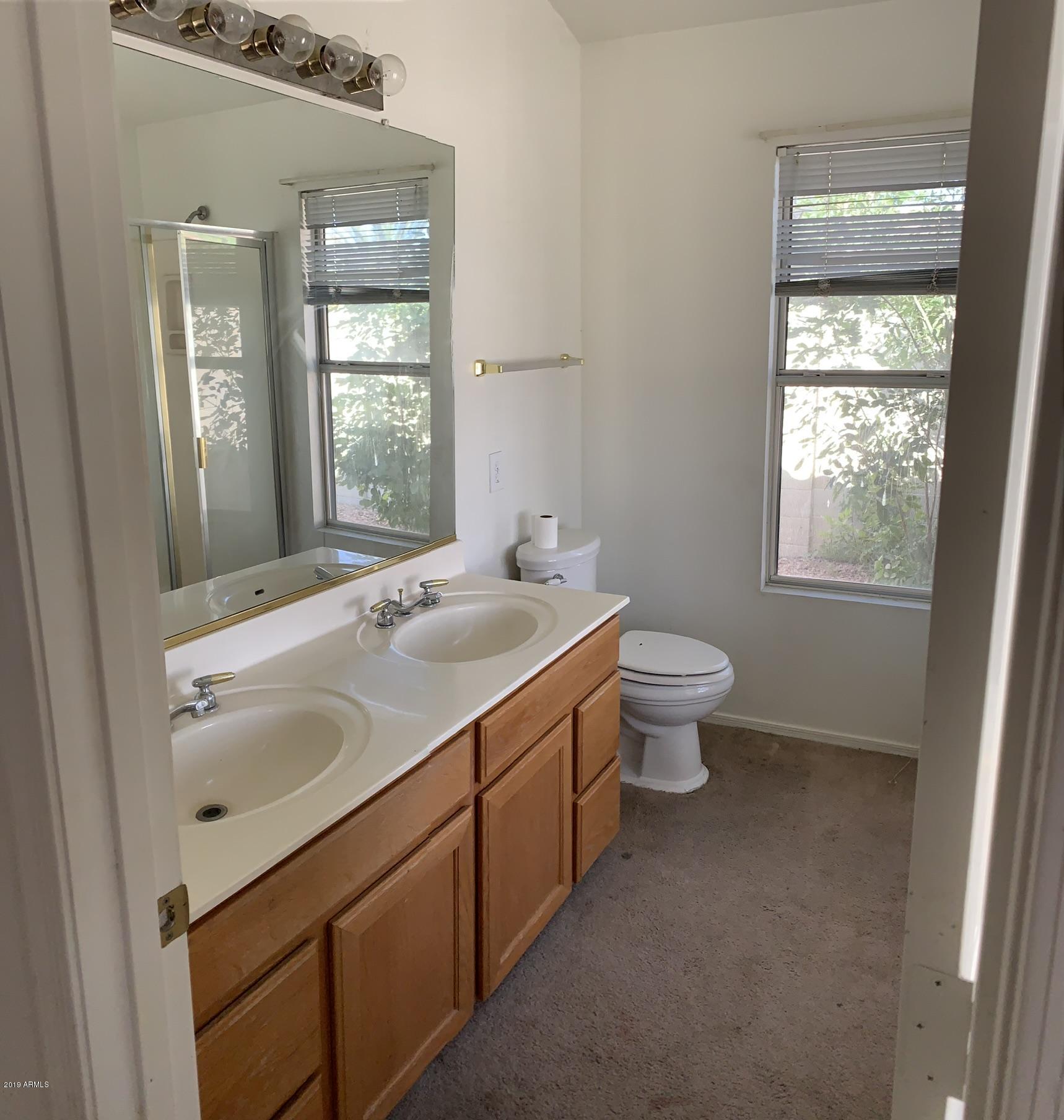 12450 West Granada Road Avondale, AZ 85392 - Photo 8 of 18 Master Bathroom